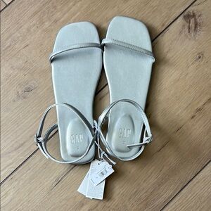 NWT GAP Factory Silver Minimalist Sandals with Ankle Strap size 8